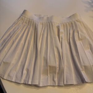 Athleta  girls white  tennis skirt